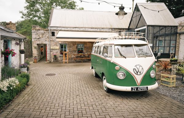 Alternative Wedding Venues Category Vendor Gallery The Village Barn