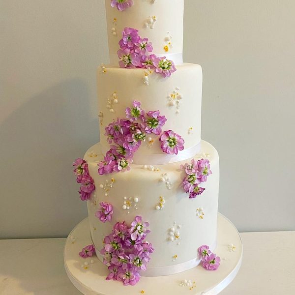 Charming Wedding Cakes Gallery 4