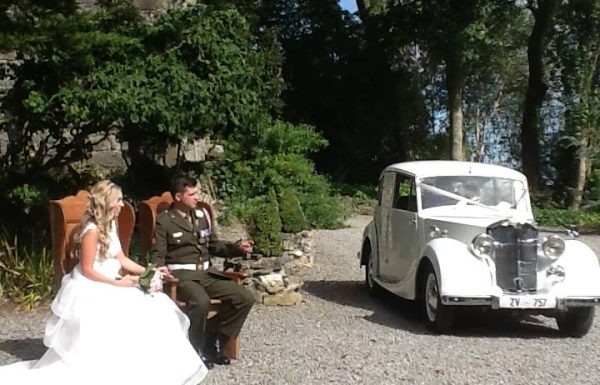 Wedding Vintage Car Hire Gallery 9