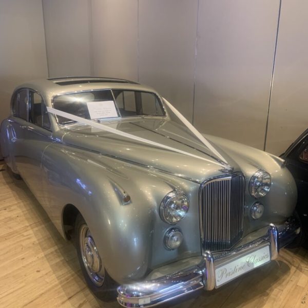 Pristine Classics Vintage Car Hire Gallery 2