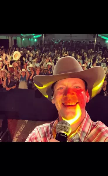 Robert Mizzell & the Country Kings Gallery 6