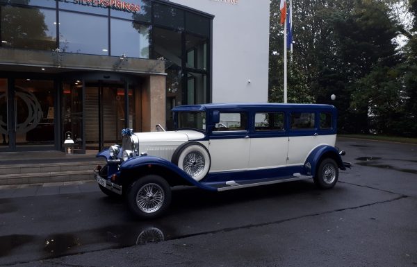 Wedding Vintage Car Hire Gallery 7