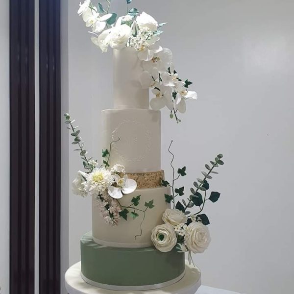 Angela’s Sweet Confections – Bespoke Wedding Cakes Gallery 4