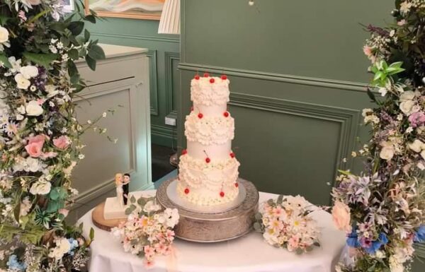 Angela’s Sweet Confections – Bespoke Wedding Cakes Gallery 4