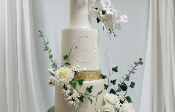 Angela’s Sweet Confections – Bespoke Wedding Cakes Gallery 3