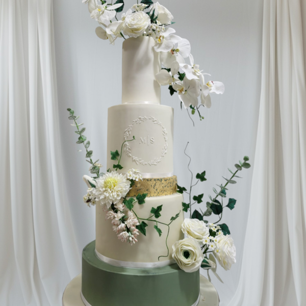 Angela’s Sweet Confections – Bespoke Wedding Cakes Gallery 3