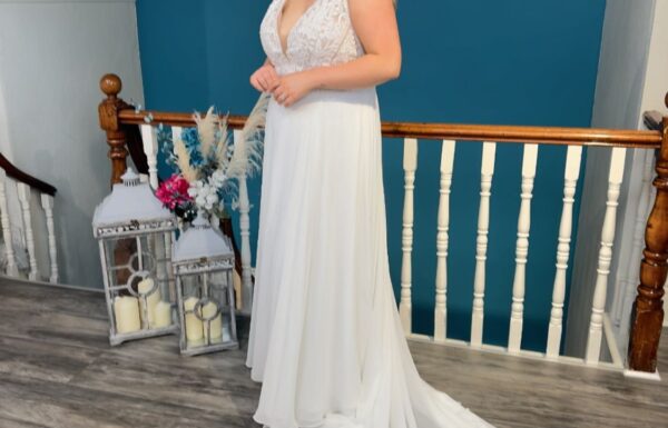 Dreamy Curves – Curvy Bridal Specialists Gallery 10