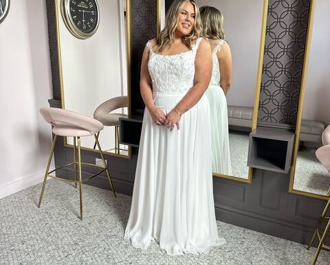 Dreamy Curves – Curvy Bridal Specialists Gallery 4