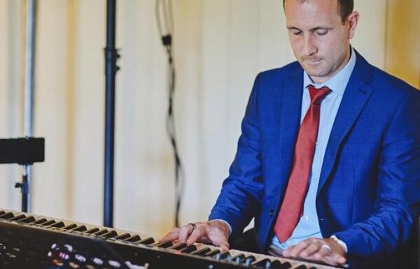 Joe Kenny Wedding Pianist Gallery 24