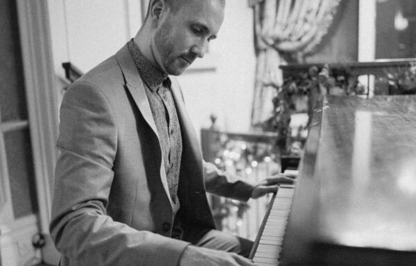 Joe Kenny Wedding Pianist Gallery 37