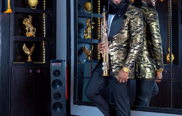 Josiah Adegboyega (Saxy J) Saxophonist Gallery 7