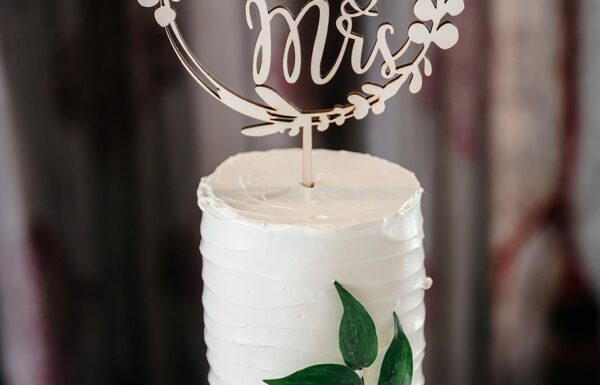 Wedding Cakes & Toppers Category Vendor Gallery Kenmare Bakes