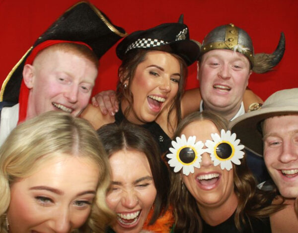 PhotoBooth / Selfie Mirror & Audio Guestbook Listing Category Munster Photobooth