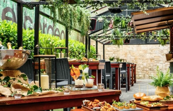 Westport Plaza Hotel – Bar 23 Gallery 3