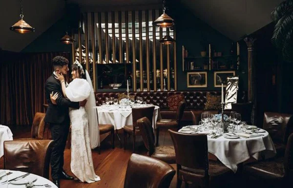 Marco Pierre White Courtyard Bar & Grill Gallery 10