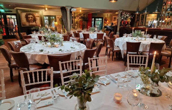 Marco Pierre White Courtyard Bar & Grill Gallery 15