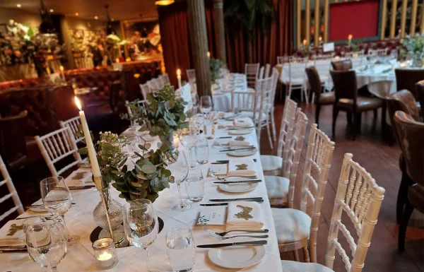 Marco Pierre White Courtyard Bar & Grill Gallery 16