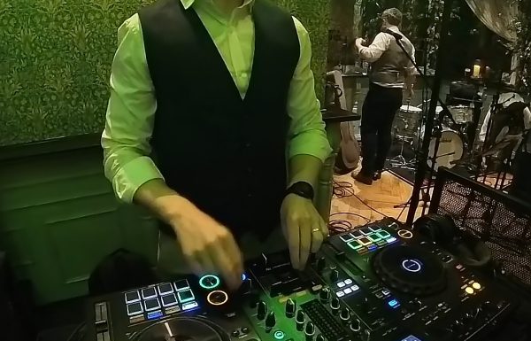 Tom K DJ – Weddings & Events Gallery 8