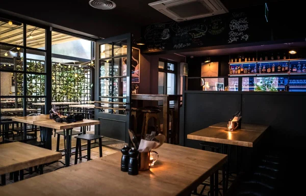 The Woollen Mills Gallery 12