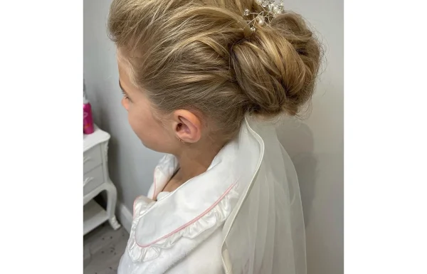 Leonie Kinsella Hair Stylist Gallery 17